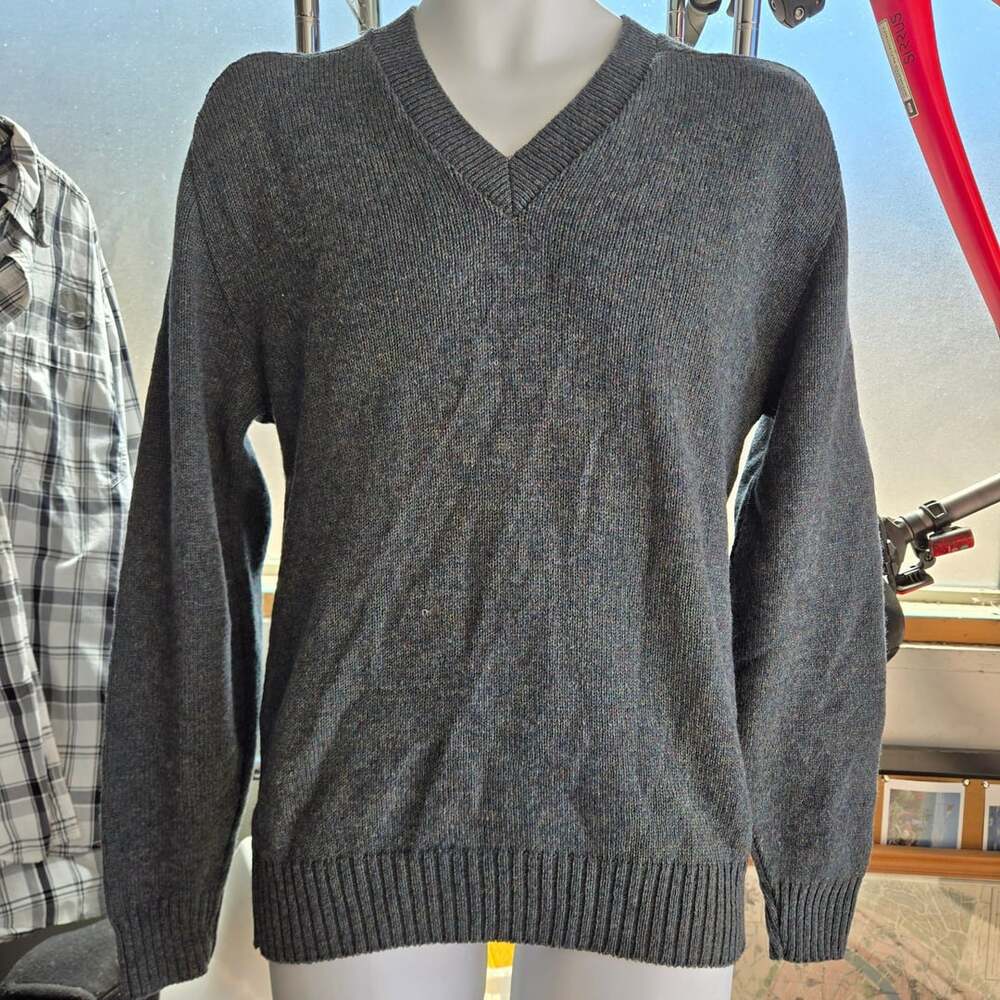 Bemidji Woolen Mills V-Neck Sweater Gray Wool Blend